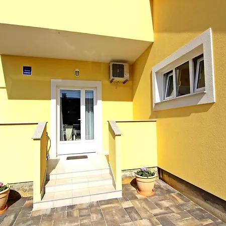 Apartment Apartments Vid *
